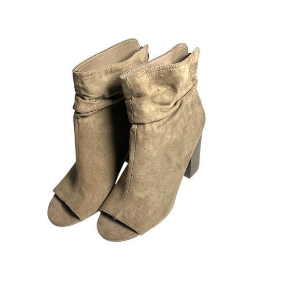 ANA Boots Womens Ana Rose Tassel Back Zip Peep Toe Ankle Bootie Brown Heels - Picture 3 of 9